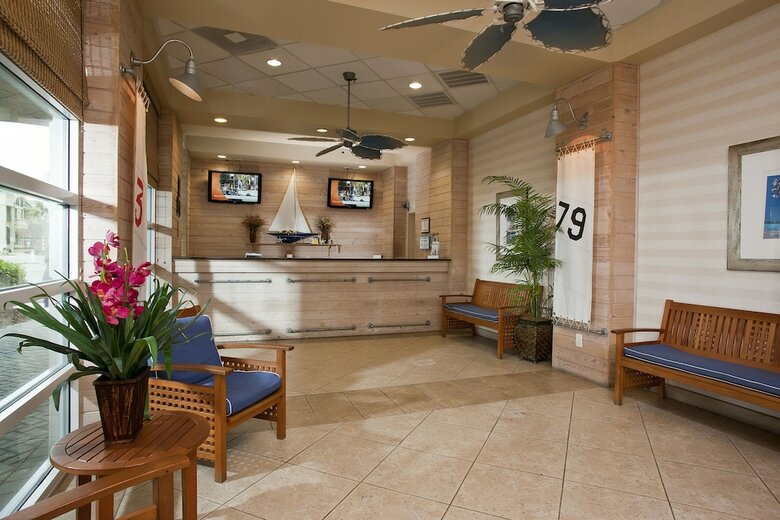 Hotel Carolinian Beach Resort By Oceana Resorts