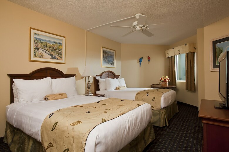 Hotel Carolinian Beach Resort By Oceana Resorts