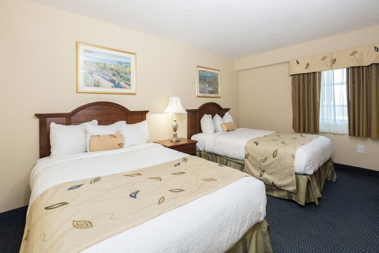 Hotel Carolinian Beach Resort By Oceana Resorts