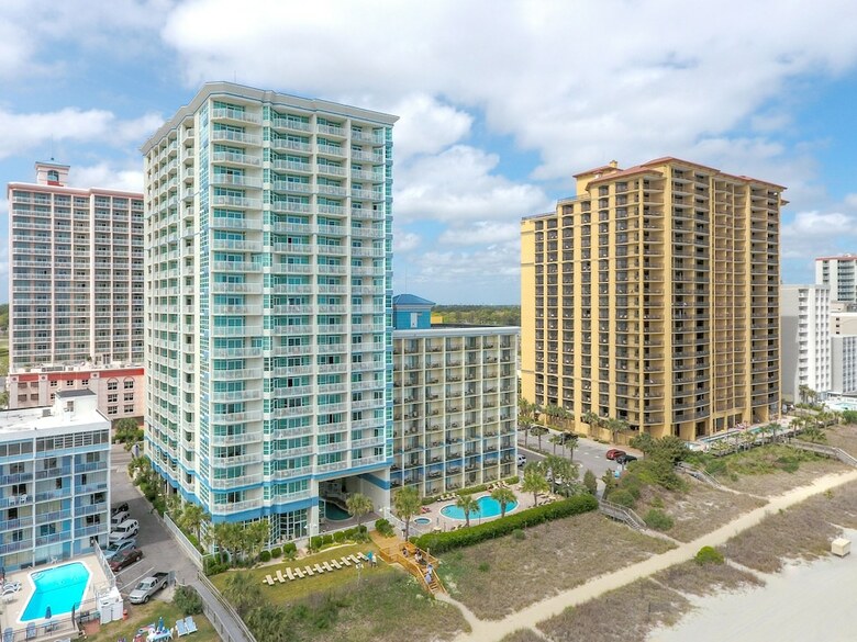 Hotel Carolinian Beach Resort By Oceana Resorts