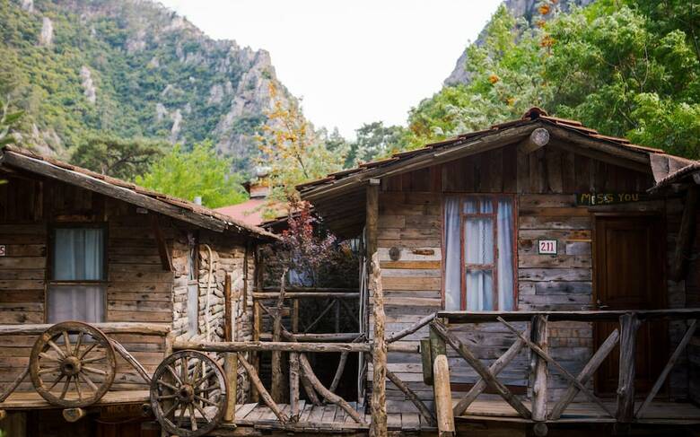 Hostal Kadir's Tree Houses