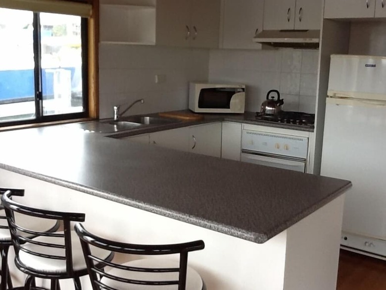 Boyds Bay Houseboat Holidays