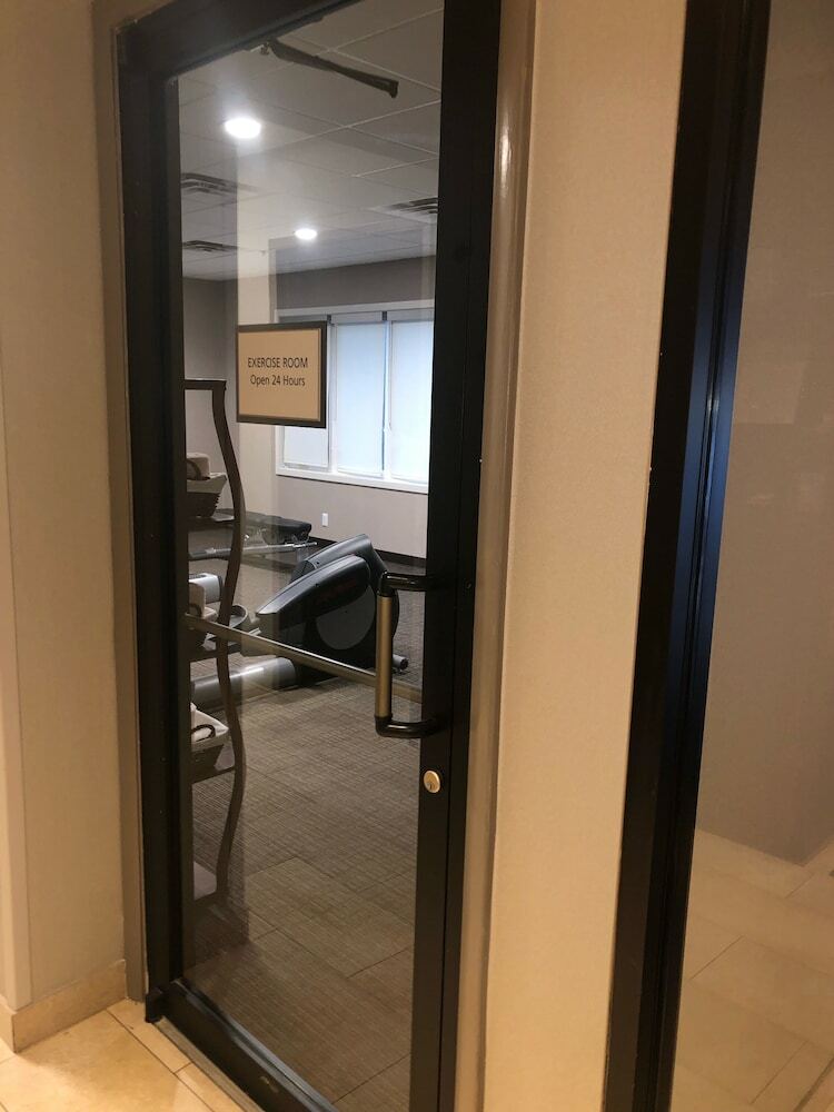 Hotel Albany Airport Inn And Suites