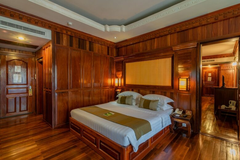 Hotel Empress Residence Resort & Spa