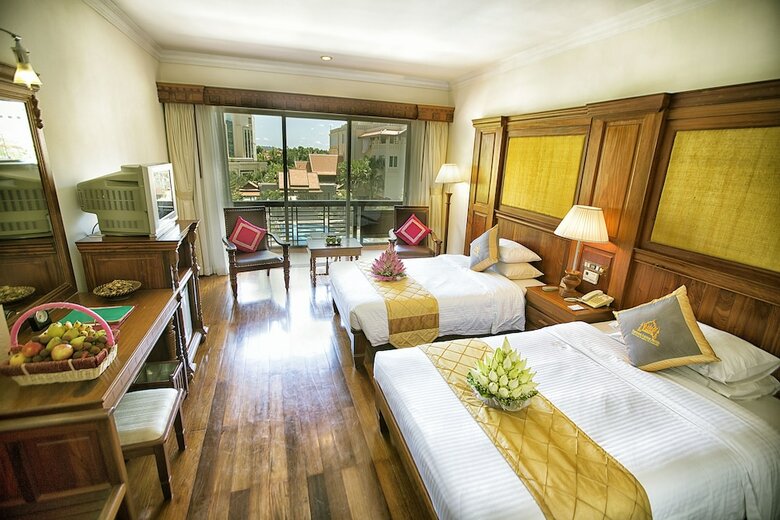 Hotel Empress Residence Resort & Spa