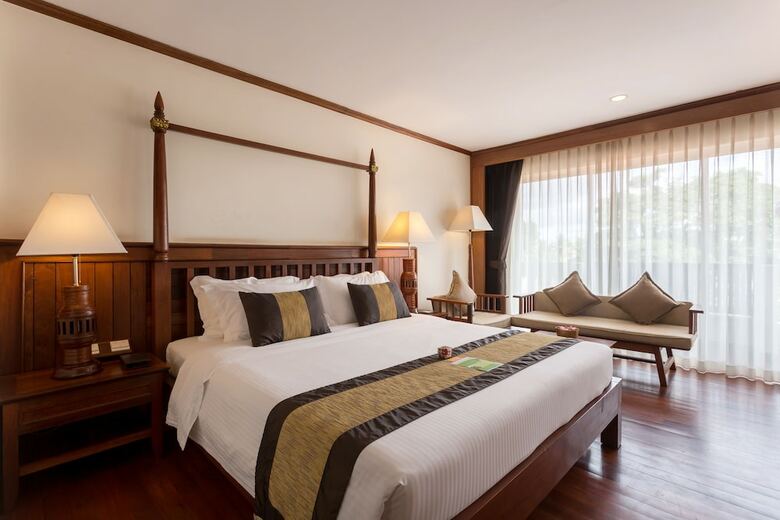Hotel Empress Residence Resort & Spa