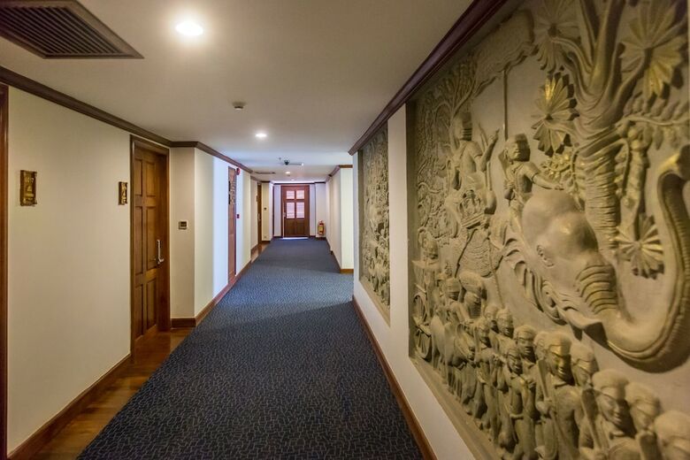 Hotel Empress Residence Resort & Spa