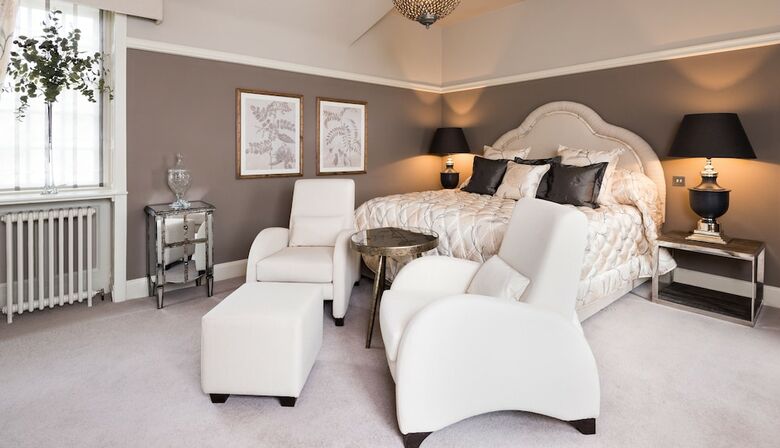 Hotel Cairn Lodge