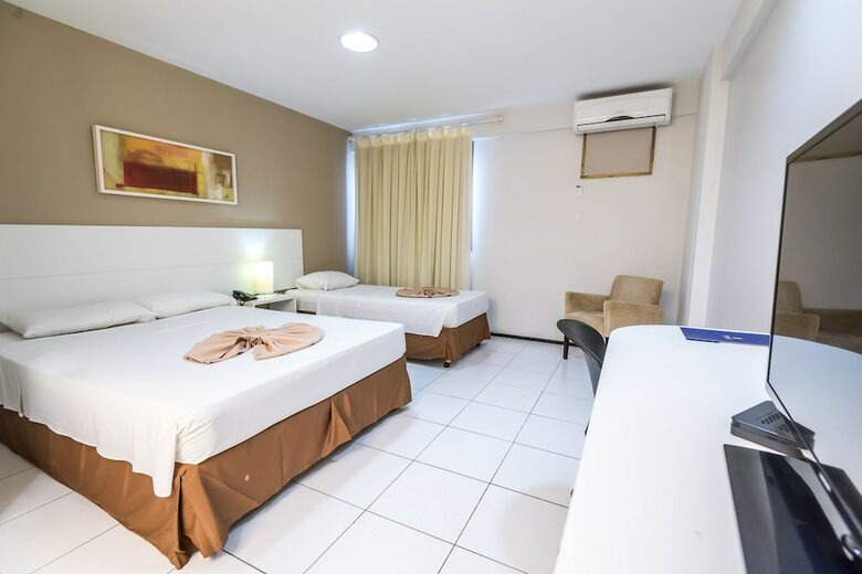Slz Lagoa Hotel