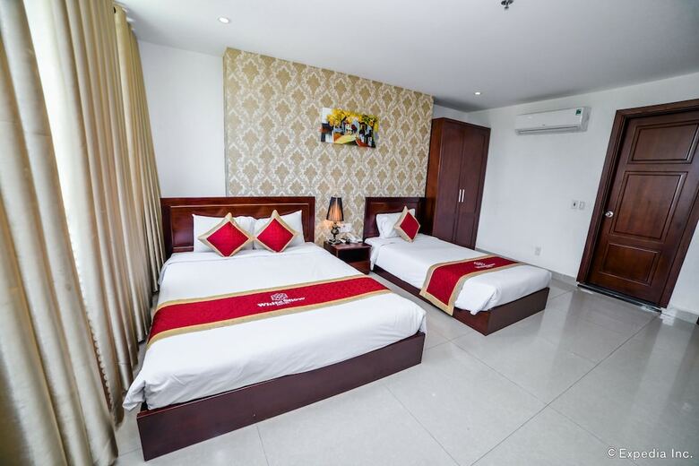 White Snow Hotel