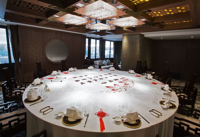 Huatian Chinagora Hotel