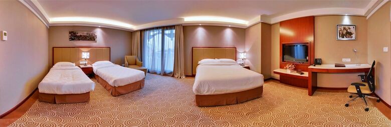 Huatian Chinagora Hotel