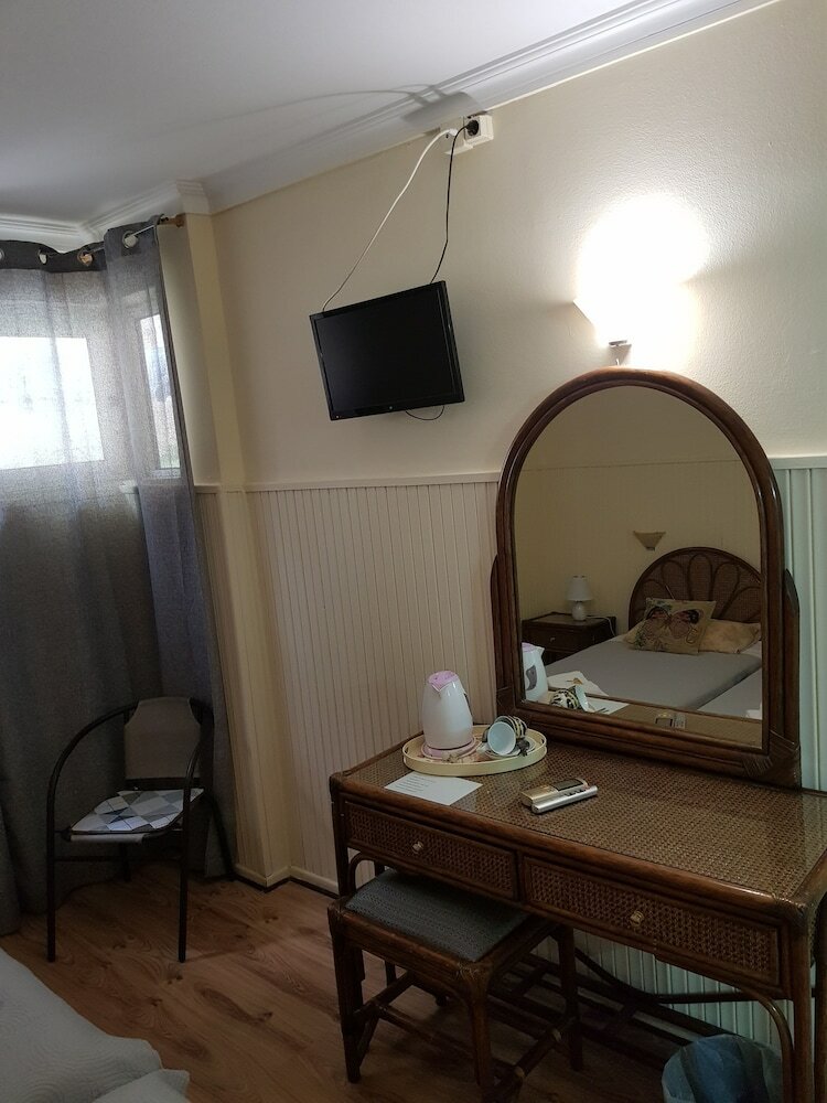Parthenis Riviera Hotel