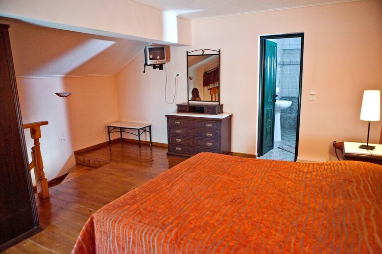 Vasilaras Hotel
