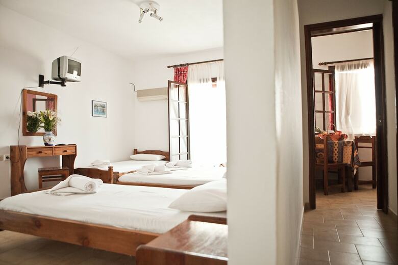 Vasilaras Hotel