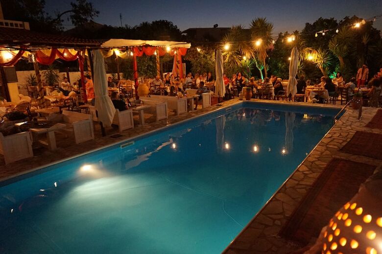 Vasilaras Hotel