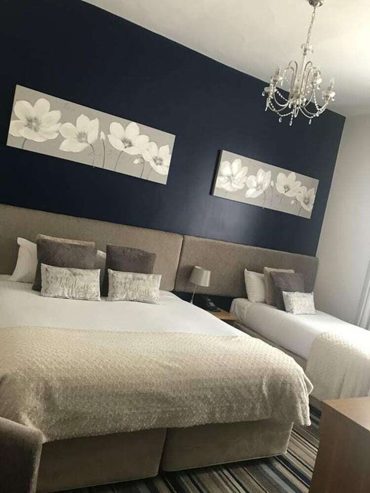 The White Hart Hotel