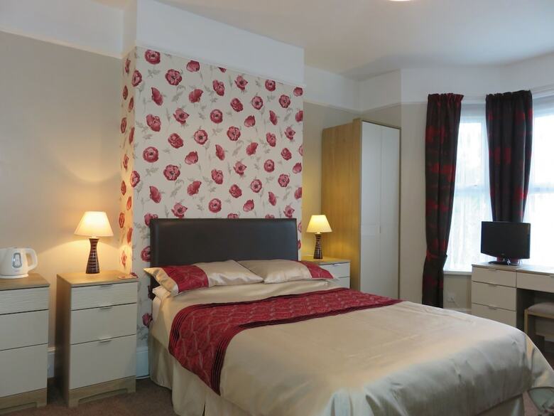 Hotel Claremont Guest House