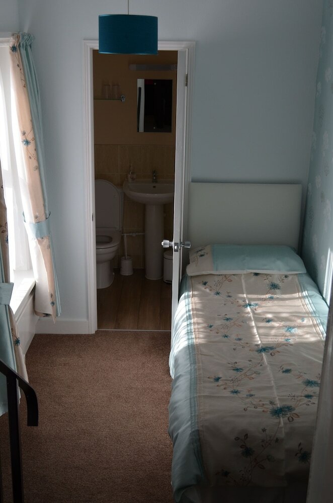 Hotel Claremont Guest House