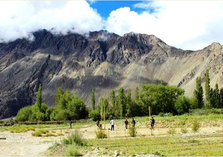 Tih Cold Desert Camp