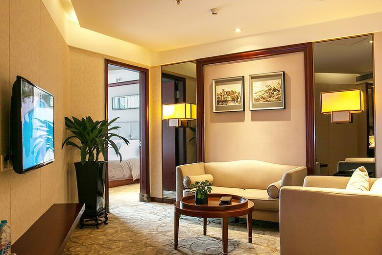 Cavan Hotel