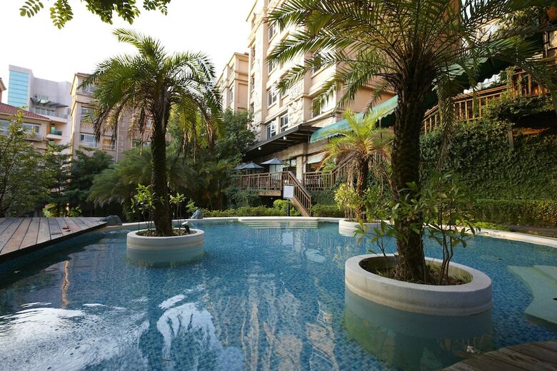 Eastern Hotels & Resorts Yangmei