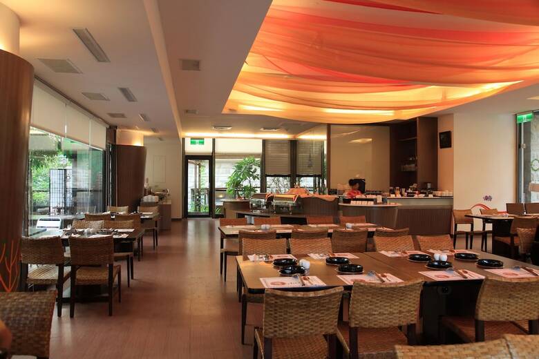 Eastern Hotels & Resorts Yangmei