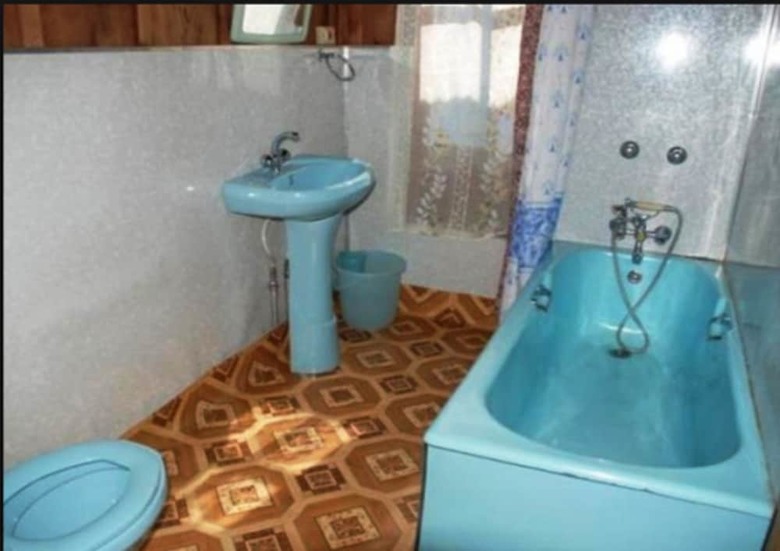 Butt's Clermont Houseboats