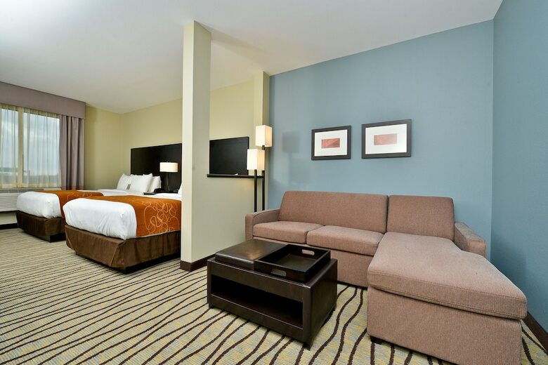 Hotel Comfort Suites Near Westchase On Beltway 8