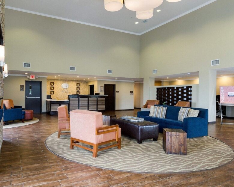 Hotel Comfort Suites Near Westchase On Beltway 8