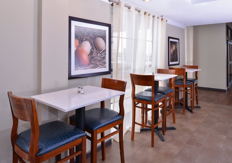 Hotel Comfort Suites Near Westchase On Beltway 8