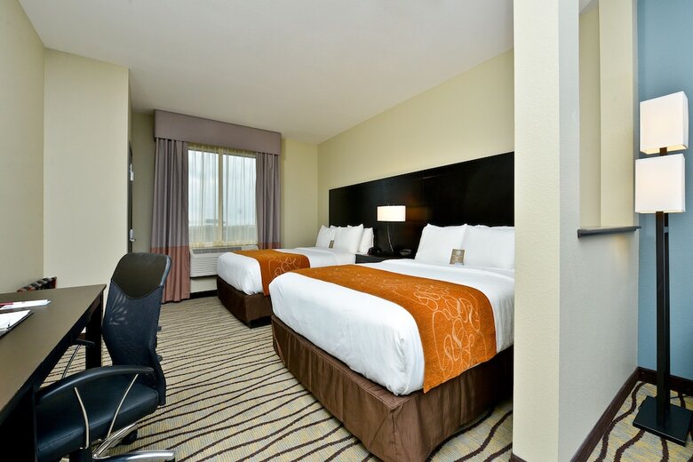 Hotel Comfort Suites Near Westchase On Beltway 8