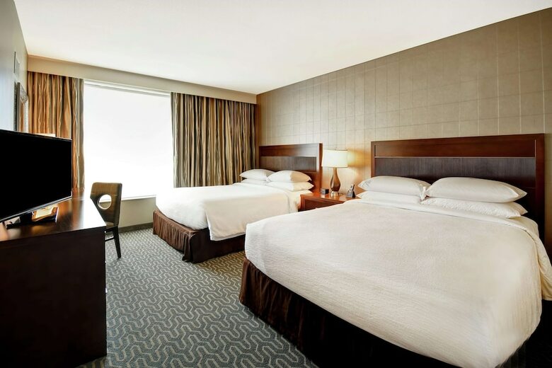 Hotel Embassy Suites Springfield