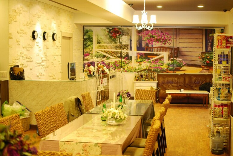 Hostal Funstay Inn Guesthouse