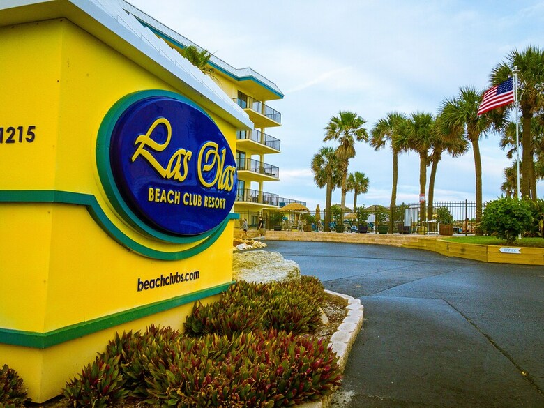 Las Olas Beach Club
