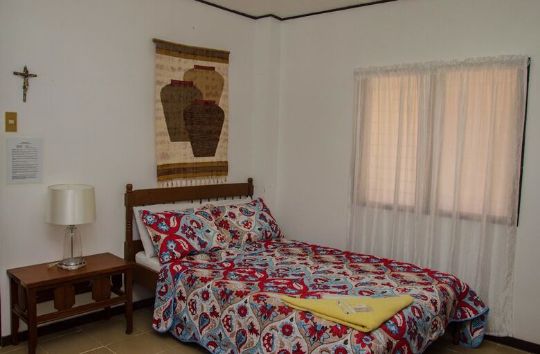 Hotel Lola Itang Pension