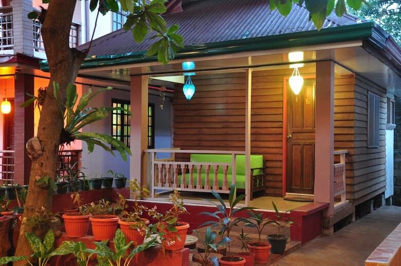 Hotel Lola Itang Pension