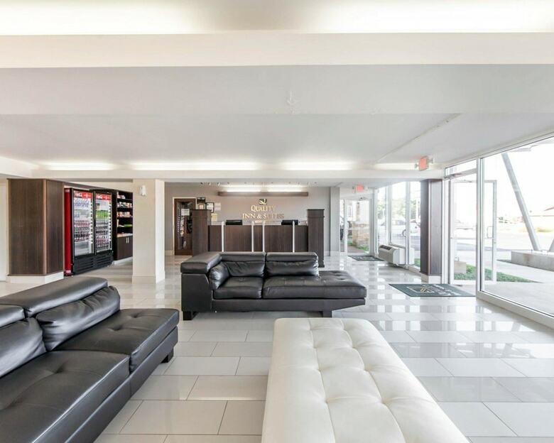 Hotel Quality Inn & Suites