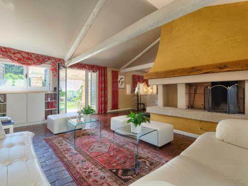 Villa Katoro