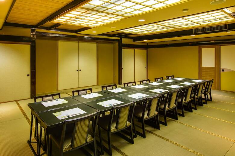 Wakakusa No Yado Maruei Ryokan