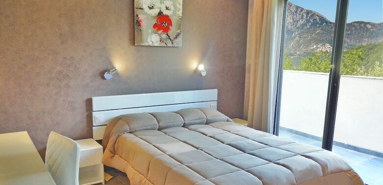 Hotel H�tel Des Deux Sorru