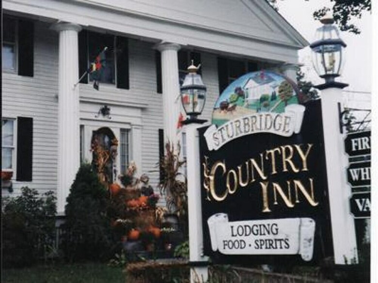 Hotel Sturbridge Country Inn