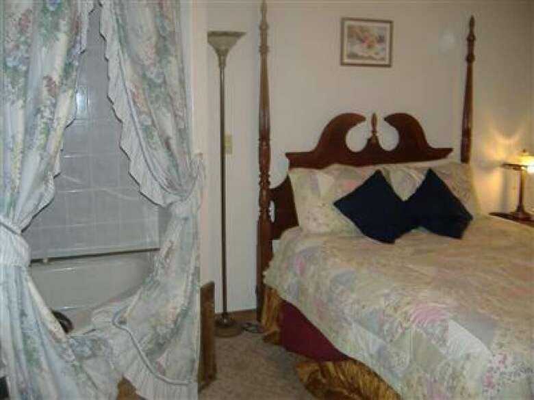 Hotel Sturbridge Country Inn
