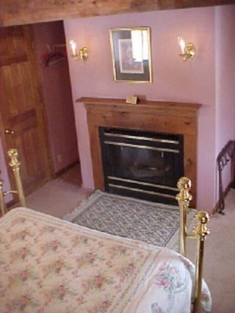 Hotel Sturbridge Country Inn