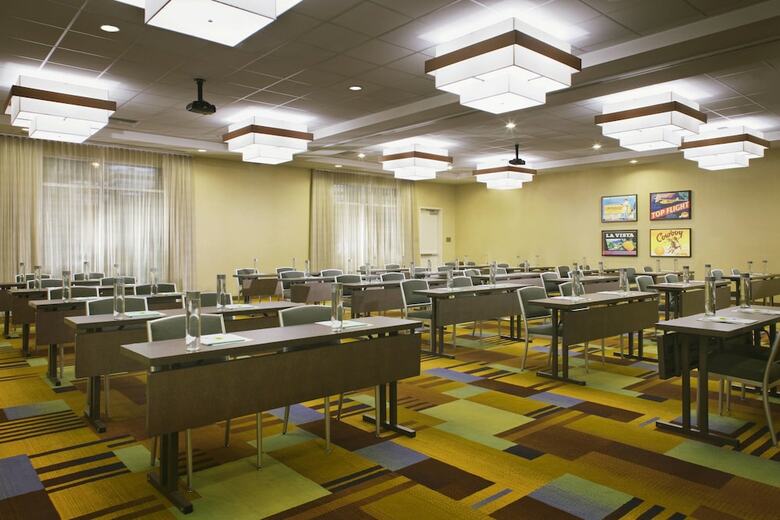 Hotel Fairfield Inn & Suites Tustin Orange County