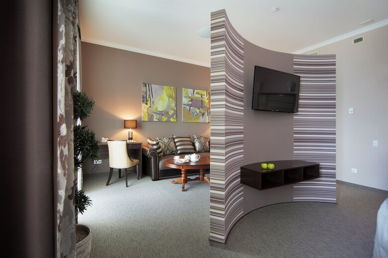 Palais Royal Hotel
