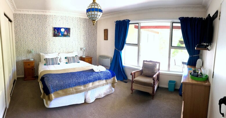 Bed & Breakfast Castle Hill Lodge