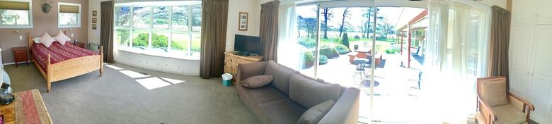 Bed & Breakfast Castle Hill Lodge
