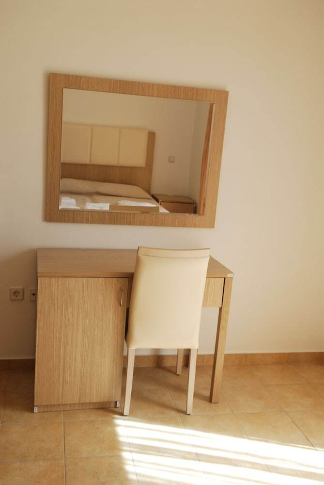 Aparthotel Gennadi Gardens