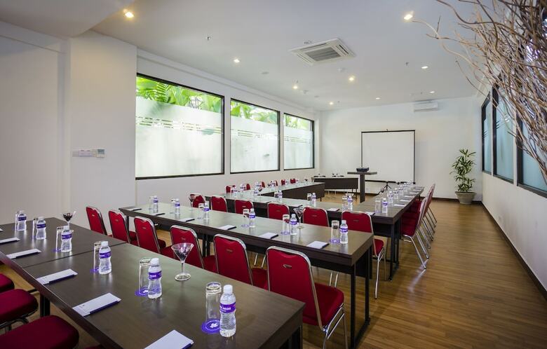 Hotel Park Regis Kuta, Bali